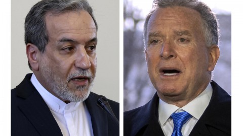 واشنطن تتوقع محادثات جديدة مع إيران بينما يشدد ترامب الضغوط واشنطن تتوقع محادثات جديدة مع إيران بينما يشدد ترامب الضغوط