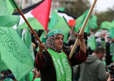 لبنان يحذّر “حماس” من استخدام أراضيه في “أعمال تمس بالأمن القومي” ويهدد: سنتخذ أقصى التدابير لوقف انتهاك سيادتنا لبنان يحذّر “حماس” من استخدام أراضيه في “أعمال تمس بالأمن القومي” ويهدد: سنتخذ أقصى التدابير لوقف انتهاك سيادتنا