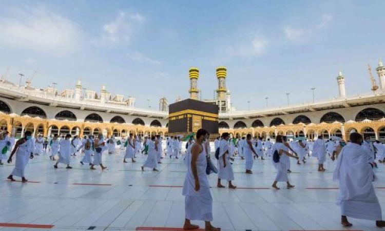 الداخلية السعودية تمنع مخالفي تعليمات الحج من الدخول إلى مكة المكرمة الداخلية السعودية تمنع مخالفي تعليمات الحج من الدخول إلى مكة المكرمة