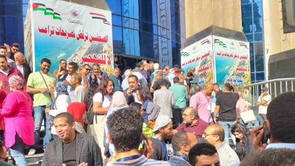 بداية تغيير جذري لأوضاع الصحافة.. عمومية الصحفيين تصدر عدة قرارات بالتزامن مع الانتخابات بداية تغيير جذري لأوضاع الصحافة.. عمومية الصحفيين تصدر عدة قرارات بالتزامن مع الانتخابات