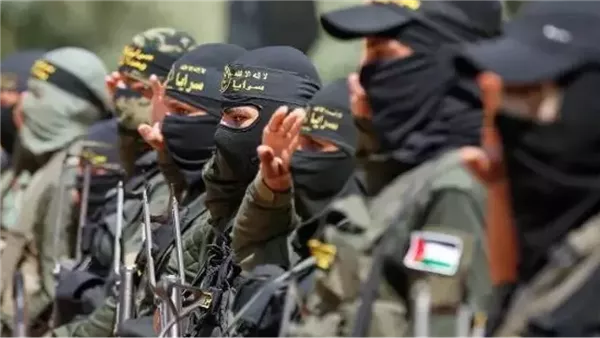 سرايا القدس تعلن تفجير جرافة عسكرية إسرائيلية شرق حي التفاح بمدينة غزة سرايا القدس تعلن تفجير جرافة عسكرية إسرائيلية شرق حي التفاح بمدينة غزة