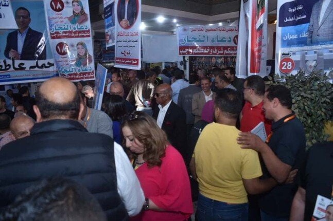 المرشحون في انتخابات الصحفيين يحرصون على التواجد بين الناخبين.. ورسالة من «سلامة» و«البلشي» للأعضاء المرشحون في انتخابات الصحفيين يحرصون على التواجد بين الناخبين.. ورسالة من «سلامة» و«البلشي» للأعضاء