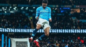 جوارديولا يعلن تشكيل مانشستر سيتي ضد وولفرهامبتون.. موقف عمر مرموش