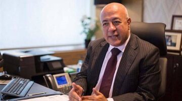 أبو الفتوح: البنك الأهلي يوفر الدولار لمن يحتاج ونتوقع تراجع أسعار الفائدة