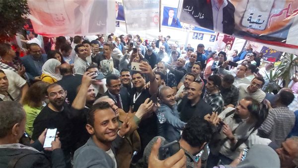 مؤشرات أولية.. فوز البلشي بمقعد نقيب الصحفيين مؤشرات أولية.. فوز البلشي بمقعد نقيب الصحفيين