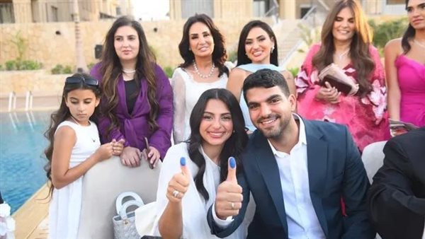 بالصور.. كيف احتفلت أمل رزق بعقد قران ابنتها؟ بالصور.. كيف احتفلت أمل رزق بعقد قران ابنتها؟