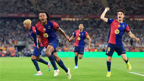 4 لاعبين من برشلونة مهددين بالغياب عن لقاء الكلاسيكو في الدوري الإسباني 4 لاعبين من برشلونة مهددين بالغياب عن لقاء الكلاسيكو في الدوري الإسباني