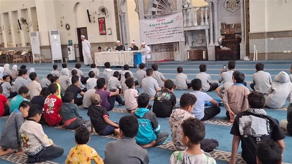 برعاية الوزير.. الأوقاف تنظم لقاء الطفل بمسجد السيدة خديجة بالجيزة لتعزيز القيم الدينية والوطنية برعاية الوزير.. الأوقاف تنظم لقاء الطفل بمسجد السيدة خديجة بالجيزة لتعزيز القيم الدينية والوطنية