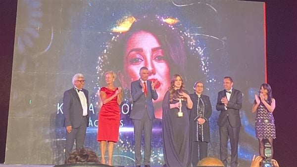 كندة علوش: الشعب المصري احتضني فنيًا.. وأسوان وشها حلو عليا كندة علوش: الشعب المصري احتضني فنيًا.. وأسوان وشها حلو عليا