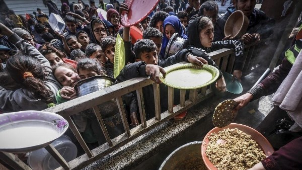 خطة أمريكية إسرائيلية لإيصال مساعدات لغزة بدون إشراف حماس خطة أمريكية إسرائيلية لإيصال مساعدات لغزة بدون إشراف حماس