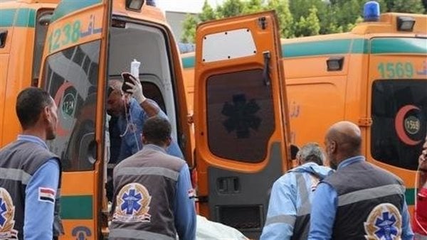 سيدة بالمنيا تستغيث: بعت دهبي وعملت قروضًا علشان أعالج جوزي.. اتدهس من طفل وفقد الذاكرة سيدة بالمنيا تستغيث: بعت دهبي وعملت قروضًا علشان أعالج جوزي.. اتدهس من طفل وفقد الذاكرة