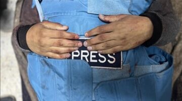 حماس تطالب المؤسسات الحقوقية بفضح انتهاكات إسرائيل بحق صحفيي غزة