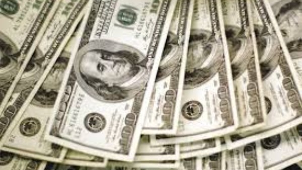 الداخلية تضبط قضايا عملة بقيمة 8 ملايين جنيه الداخلية تضبط قضايا عملة بقيمة 8 ملايين جنيه