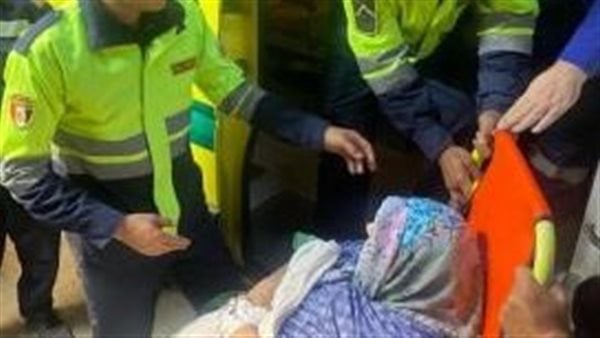الحماية المدنية تلبي استغاثة سيدة غير قادرة على الحركة وتنقلها للعلاج بالمستشفى الحماية المدنية تلبي استغاثة سيدة غير قادرة على الحركة وتنقلها للعلاج بالمستشفى