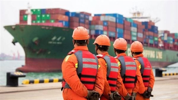بسبب رسوم ترامب.. بضائع الصين إلى أمريكا تتراجع بنسبة 35% بسبب رسوم ترامب.. بضائع الصين إلى أمريكا تتراجع بنسبة 35%