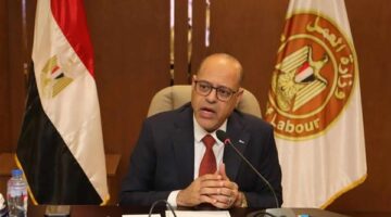 وزير العمل: القانون الجديد قضى على تلاعب أصحاب العمل باستمارة 6