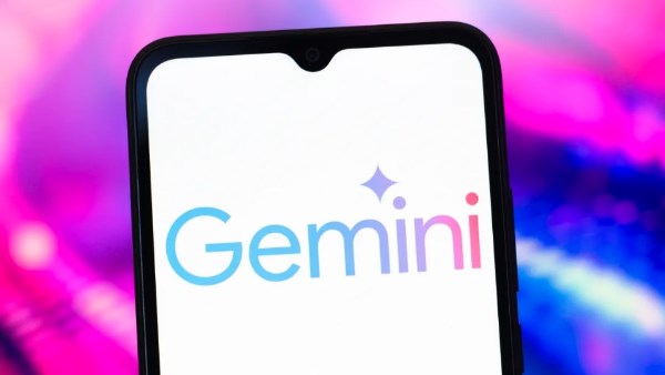 الذكاء الاصطناعي للأطفال.. جوجل تفتح باب استخدام Gemini تحت 13 عاما الذكاء الاصطناعي للأطفال.. جوجل تفتح باب استخدام Gemini تحت 13 عاما