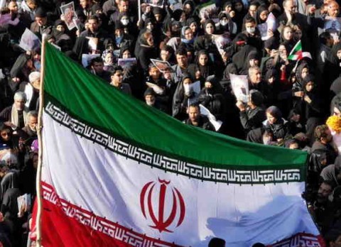 نيزافيسيمايا غازيتا: هل تقبل إيران بإدمان استيراد اليورانيوم؟ نيزافيسيمايا غازيتا: هل تقبل إيران بإدمان استيراد اليورانيوم؟