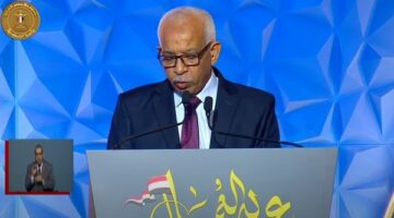 “الجمل”: عمال مصر شركاء في بناء الجمهورية الجديدة