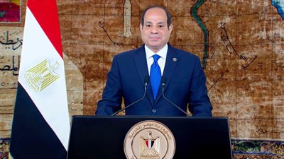 الرئيس السيسي يوقع على إصدار «قانون العمل الجديد» الرئيس السيسي يوقع على إصدار «قانون العمل الجديد»
