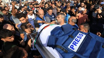 حرية الصحافة تحت القصف: غزة تدفع الثمن الأغلى في يومها العالمي حرية الصحافة تحت القصف: غزة تدفع الثمن الأغلى في يومها العالمي