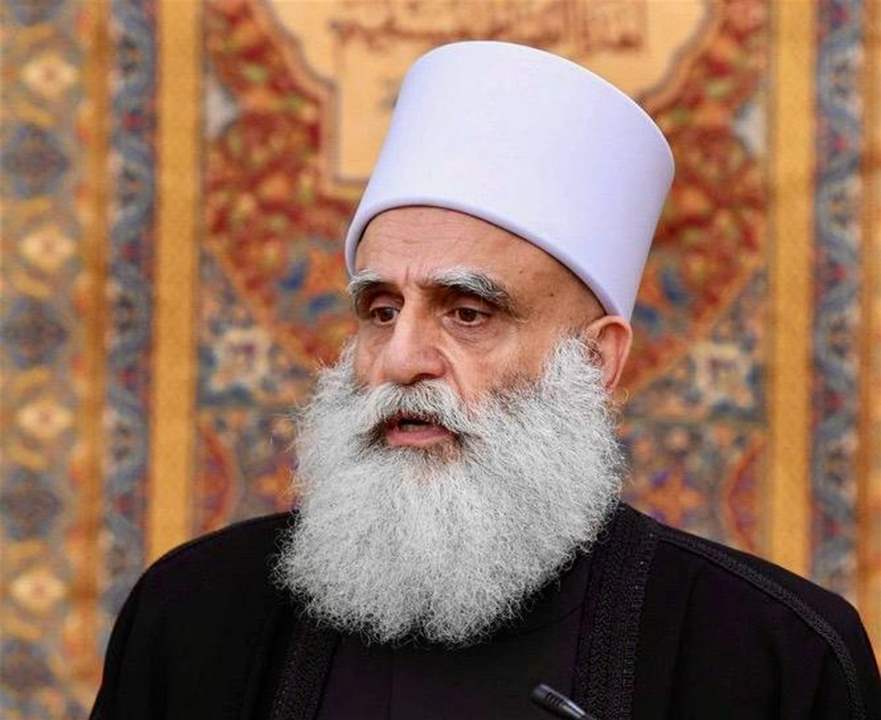 شيخ العقل إتصل بشيوخ العقل في سوريا معزياً شيخ العقل إتصل بشيوخ العقل في سوريا معزياً