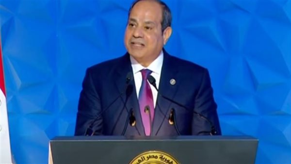 السيسي: عمال مصر سطروا عبر التاريخ أروع صفحات البذل والعطاء السيسي: عمال مصر سطروا عبر التاريخ أروع صفحات البذل والعطاء
