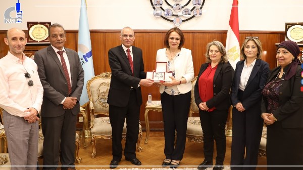 مباحثات بين جامعة قرطاج التونسية والقومي للبحوث لدعم التعاون العلمي مباحثات بين جامعة قرطاج التونسية والقومي للبحوث لدعم التعاون العلمي