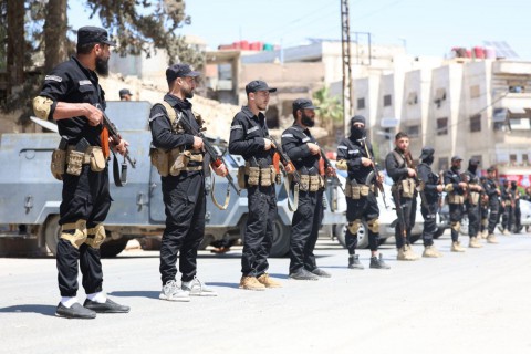 سوريا.. انتشار قوات الأمن العام في بلدة أشرفية صحنايا بريف دمشق سوريا.. انتشار قوات الأمن العام في بلدة أشرفية صحنايا بريف دمشق