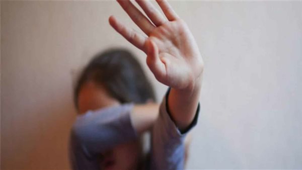 شغالة عندهم في الفيلا.. الداخلية تكشف حقيقة استغاثة طفلة من احتجازها بالقاهرة شغالة عندهم في الفيلا.. الداخلية تكشف حقيقة استغاثة طفلة من احتجازها بالقاهرة