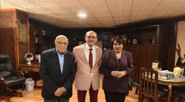 محمد فاضل وفردوس عبد الحميد يشاهدان “فارس يكشف المستور”