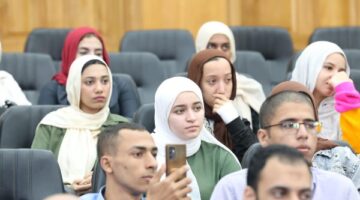 ‏وكيل الأزهر للشباب: الفتوى لا تؤخذ إلا من المتخصص لأن ضررها أكبر وخطرها أشد.. صور