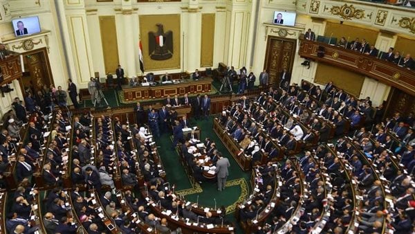 موعد تفعيله.. ننشر تفاصيل قانون العمل الجديد وآخر التعديلات المبشرة للقطاع الخاص موعد تفعيله.. ننشر تفاصيل قانون العمل الجديد وآخر التعديلات المبشرة للقطاع الخاص