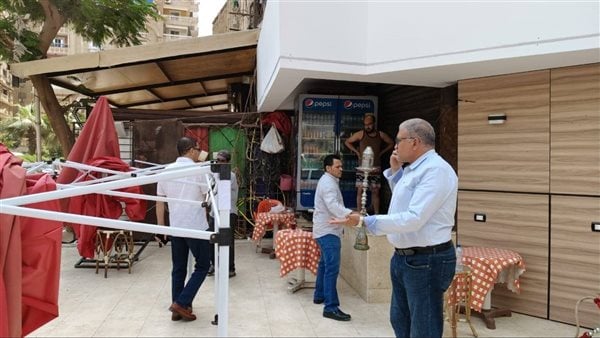 رئيس حي مدينة نصر يقود حملة مكبرة لإزالة التعديات من المحال المخالفة| صور رئيس حي مدينة نصر يقود حملة مكبرة لإزالة التعديات من المحال المخالفة| صور
