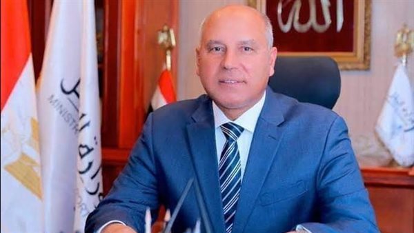 وزير الصناعة: نستهدف الوصول إلى 100 ألف مصنع بحلول 2030 وزير الصناعة: نستهدف الوصول إلى 100 ألف مصنع بحلول 2030
