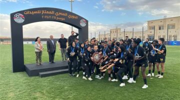مشاهد كرنفالية من تتويج مسار بدرع الدوري وسط أجواء احتفالية صاخبة في أرض الملعب