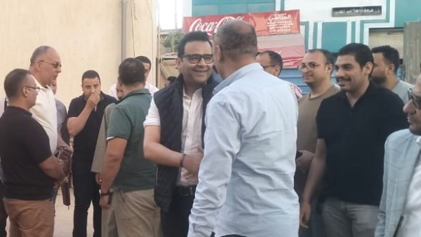 مساعد وزير الصحة ووكيل سوهاج يتفقدان إنشاءات مستشفى دار السلام المركزي| صور مساعد وزير الصحة ووكيل سوهاج يتفقدان إنشاءات مستشفى دار السلام المركزي| صور