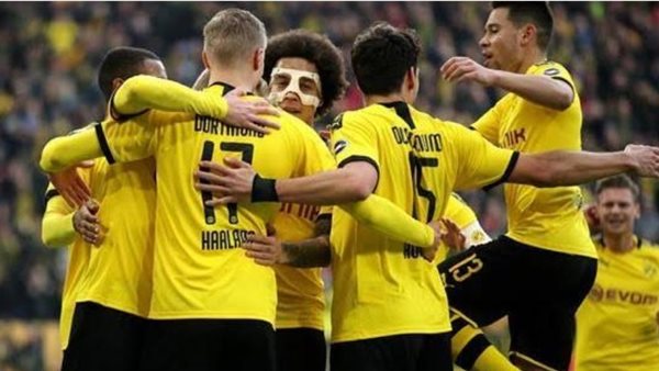 بوروسيا دورتموند يقسو على  فولفسبورج فى الدورى الالمانى