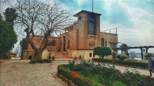 متحف ركن فاروق يعرض لوحة نادرة من البرونز تعود إلى العصر الحديث متحف ركن فاروق يعرض لوحة نادرة من البرونز تعود إلى العصر الحديث