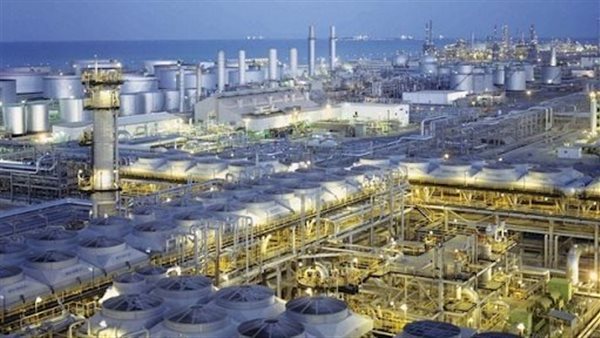 من أسيوط للعملين.. مصر بتعمل عظمة في صناعة البتروكيماويات من أسيوط للعملين.. مصر بتعمل عظمة في صناعة البتروكيماويات