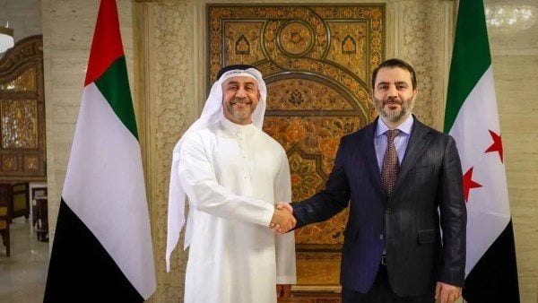 وزير الخارجية السوري يستقبل وفدًا إماراتيًا بدمشق وزير الخارجية السوري يستقبل وفدًا إماراتيًا بدمشق