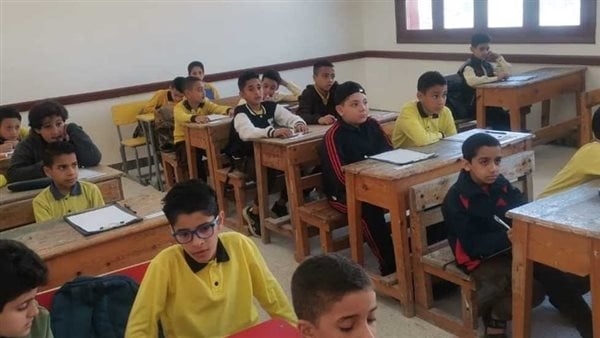 استعدادات بمحافظة الجيزة لعقد امتحانات صفوف النقل والشهادة الإعدادية استعدادات بمحافظة الجيزة لعقد امتحانات صفوف النقل والشهادة الإعدادية
