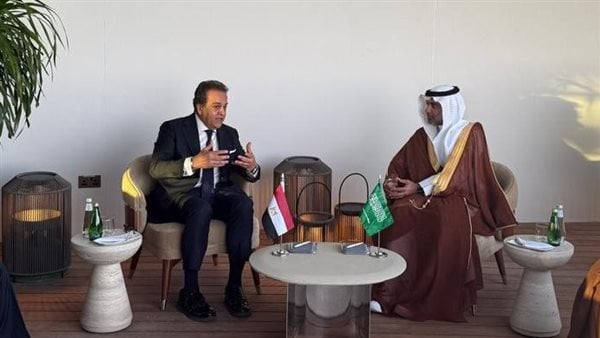 وزير الصحة يبحث مع نظيره السعودي الإجراءات التنفيذية للبعثة الطبية المصرية بموسم الحج 2025 وزير الصحة يبحث مع نظيره السعودي الإجراءات التنفيذية للبعثة الطبية المصرية بموسم الحج 2025