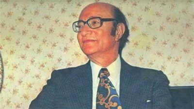 في ذكرى رحيله.. نصائح محمد عبد الوهاب التي غيرت مسارات فنية لنجوم في ذكرى رحيله.. نصائح محمد عبد الوهاب التي غيرت مسارات فنية لنجوم
