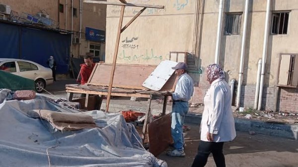 استمرار الحملات المكثفة لإزالة الإشغالات بضواحي بورسعيد استمرار الحملات المكثفة لإزالة الإشغالات بضواحي بورسعيد