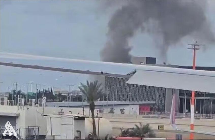 سقوط صاورخ من اليمن على مطار بن غوريون.. والاحتلال يفشل في اعتراضه سقوط صاورخ من اليمن على مطار بن غوريون.. والاحتلال يفشل في اعتراضه