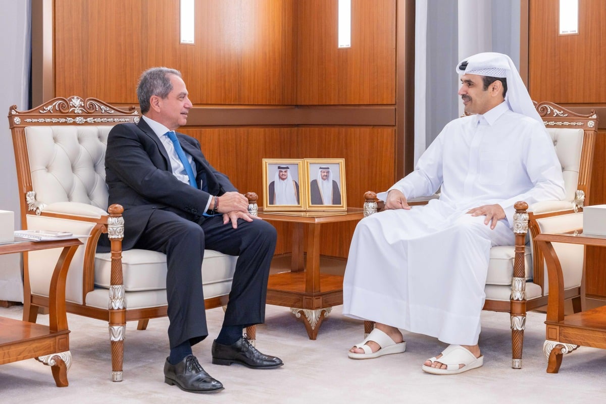  وزير الدولة لشؤون الطاقة يجتمع مع وزير الطاقة والمياه اللبناني وزير الدولة لشؤون الطاقة يجتمع مع وزير الطاقة والمياه اللبناني
