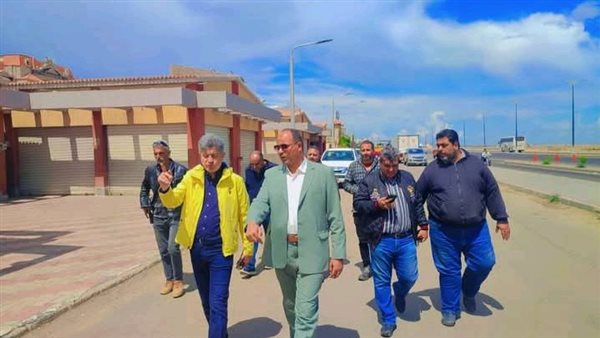 رئيسا الغرفة التجارية ومجلس مدينة دمياط يتفقدان محلات سوق شطا رئيسا الغرفة التجارية ومجلس مدينة دمياط يتفقدان محلات سوق شطا