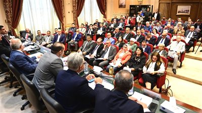 الوزير محمود فوزى: لا انحياز لطرف على الآخر بمناقشات مشروع قانون الإيجار القديم الوزير محمود فوزى: لا انحياز لطرف على الآخر بمناقشات مشروع قانون الإيجار القديم
