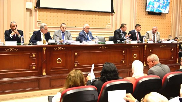 جلسة مجلس النواب تناقش تحديات الإيجار القديم.. وزير الشئون النيابية يكشف التفاصيل جلسة مجلس النواب تناقش تحديات الإيجار القديم.. وزير الشئون النيابية يكشف التفاصيل